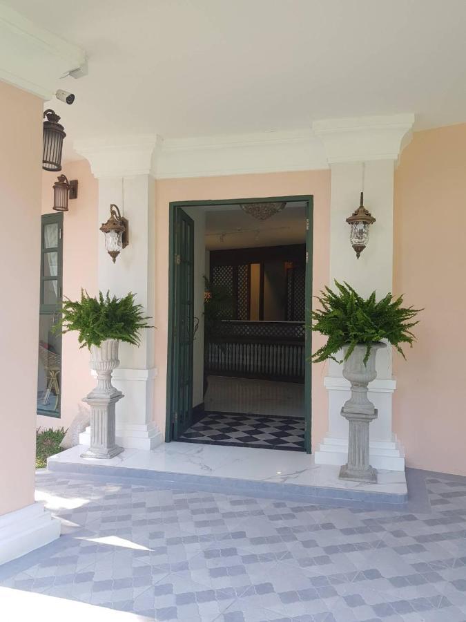 Hotel Rosy Τσιάνγκ Μάι Εξωτερικό φωτογραφία